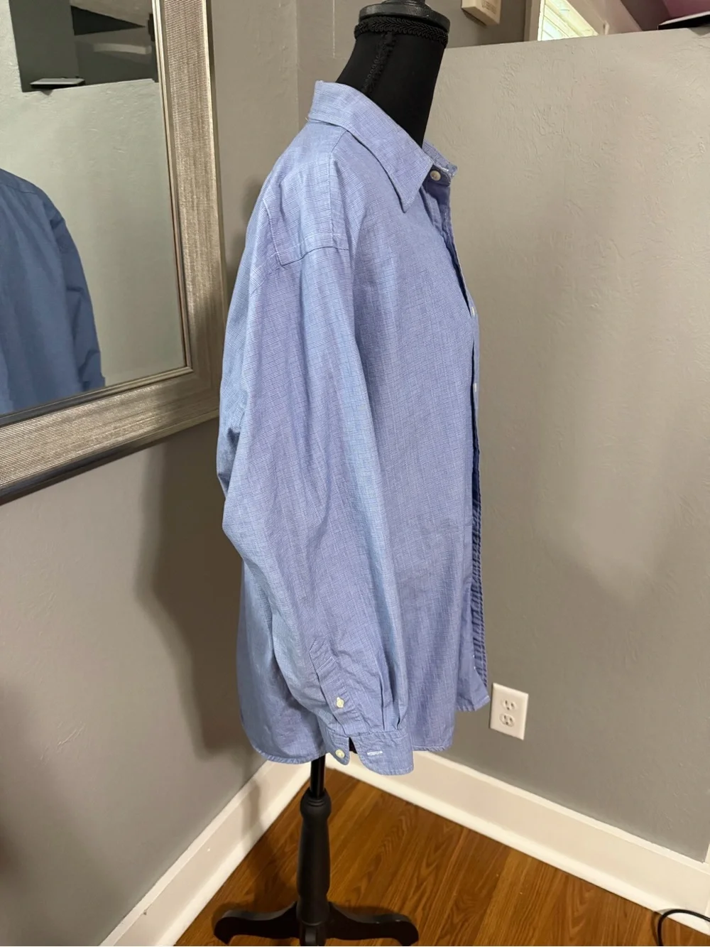 J.Crew Preppy Blue Plaid Button Down Size 16-33.